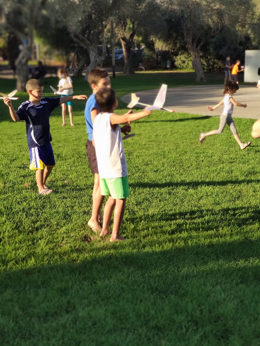 פעילויות קיץ 2020 - טיסנים בחורשה